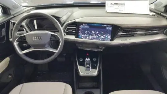 2025 Audi Q4 e-tron WA1B5BFZXSP016321