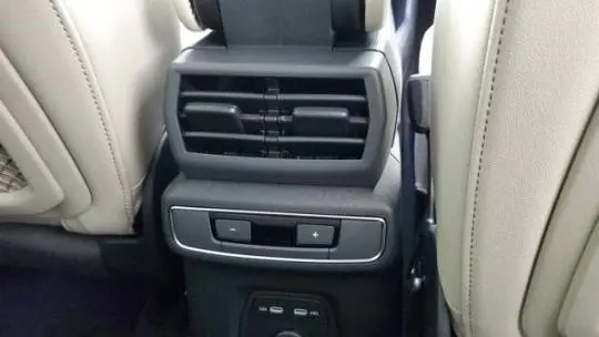 2025 Audi Q4 e-tron WA1B5BFZXSP016321