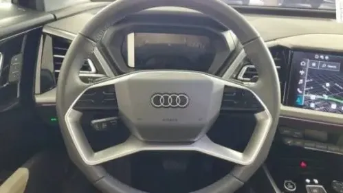 2025 Audi Q4 e-tron WA1B5BFZXSP016321
