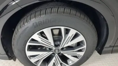 2025 Audi Q4 e-tron WA1B5BFZXSP016321