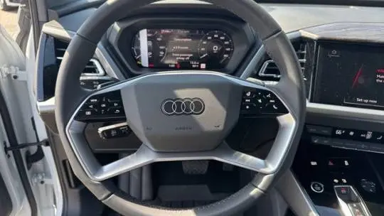 2025 Audi Q4 e-tron WA1B5BFZ1SP044086