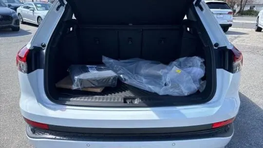 2025 Audi Q4 e-tron WA1B5BFZ1SP044086