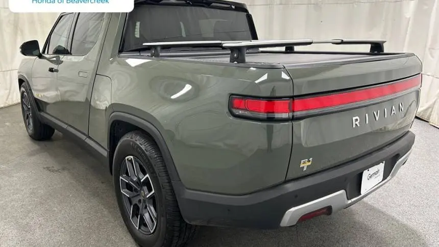 2022 Rivian R1T 7FCTGAAL8NN002445