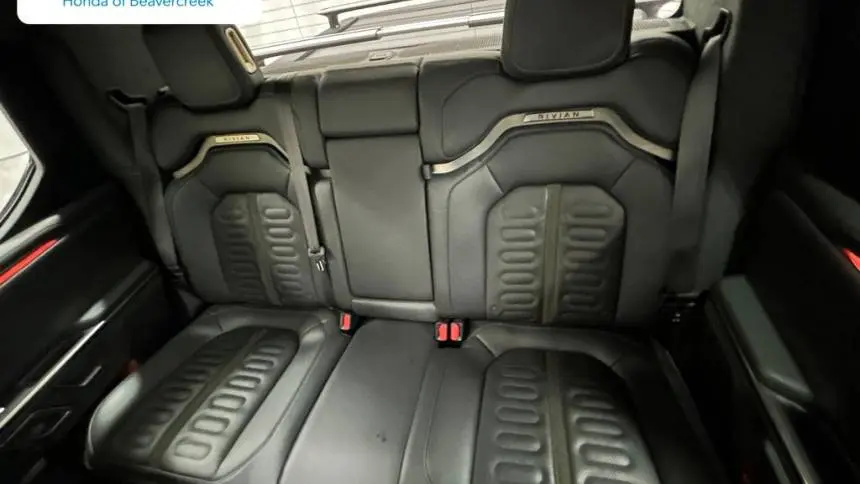 2022 Rivian R1T 7FCTGAAL8NN002445