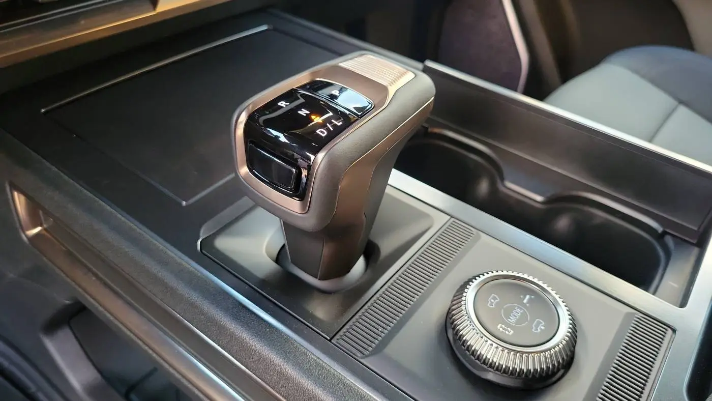 2025 GMC HUMMER EV SUV 1GKT0NDE4SU115779