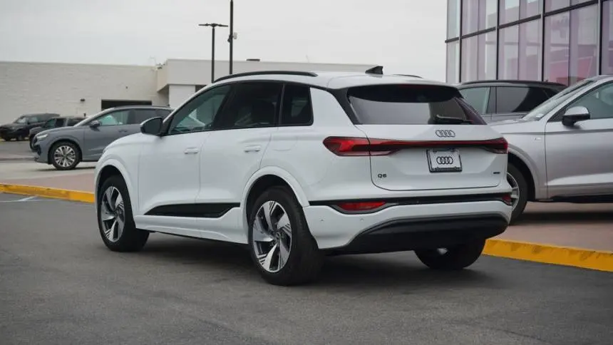 2025 Audi Q6 e-tron WA124BGF5SA022246