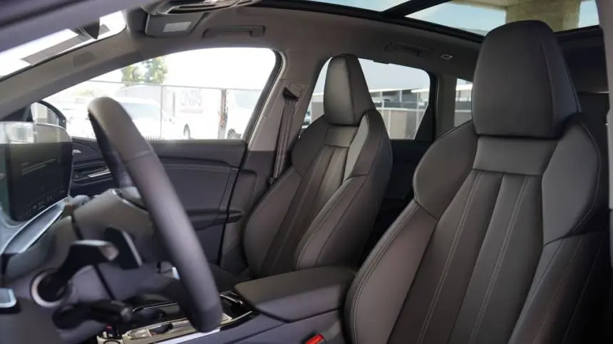 2025 Audi Q6 e-tron WA124BGF8SA030020