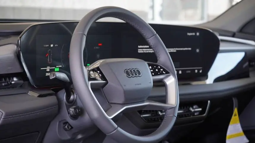 2025 Audi Q6 e-tron WA124BGF8SA030020