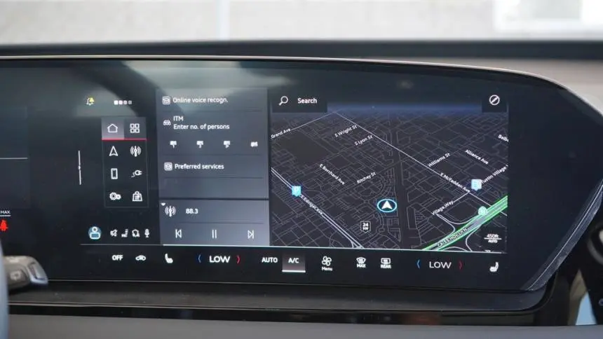 2025 Audi Q6 e-tron WA114BGF2SA036990