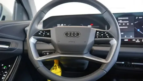 2025 Audi Q6 e-tron WA114BGF2SA036990