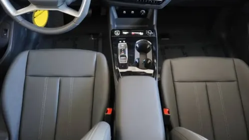 2025 Audi Q6 e-tron WA114BGF2SA036990