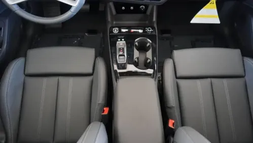 2025 Audi Q6 e-tron WA124BGF8SA030020