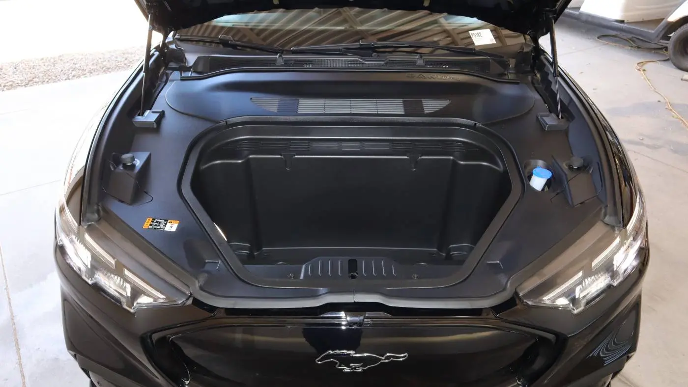 2024 Ford Mustang Mach E 3FMTK3R47RMA32710