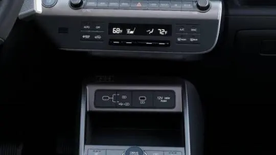 2025 Hyundai Kona Electric KM8HC3A60SU030878