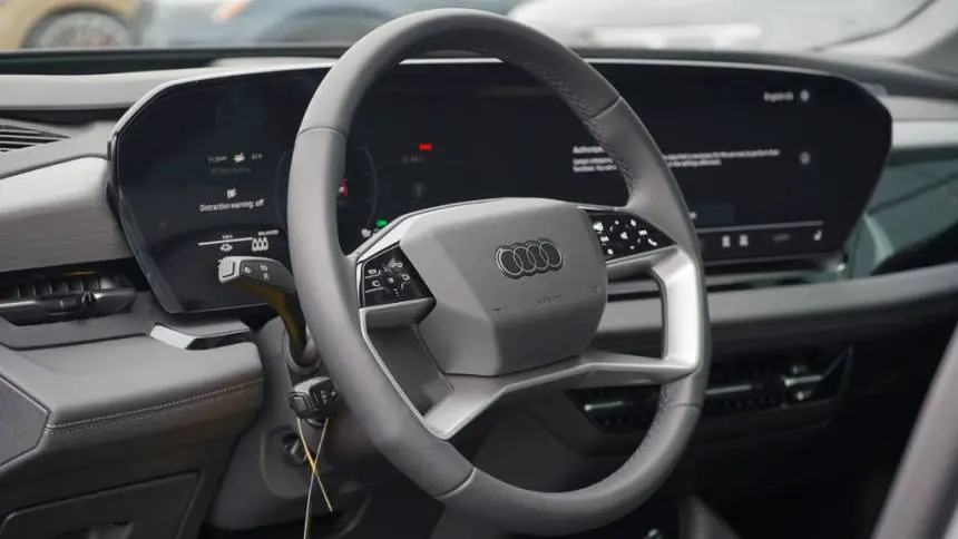 2025 Audi Q6 e-tron WA122BGF6SA027350