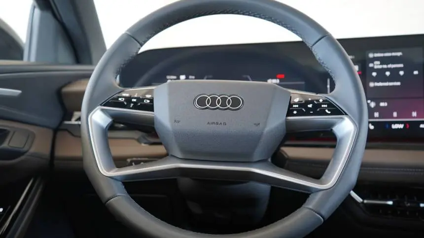 2025 Audi Q6 e-tron WA124BGF1SA035950