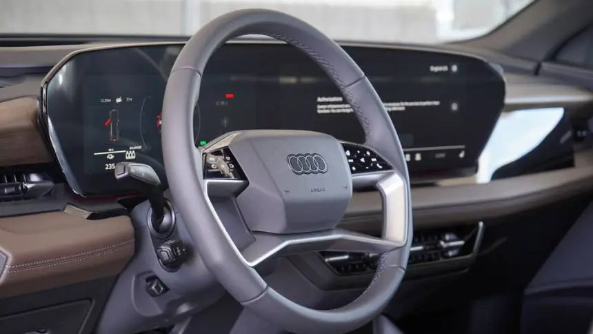 2025 Audi Q6 e-tron WA124BGF1SA035950