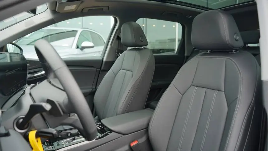 2025 Audi Q6 e-tron WA122BGF6SA027350