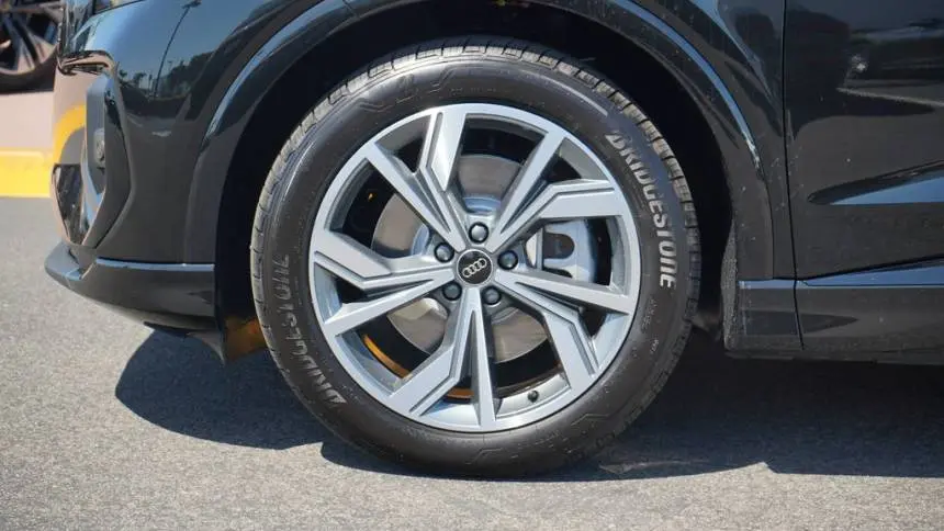 2025 Audi Q4 e-tron WA13UBFZ0SP042370
