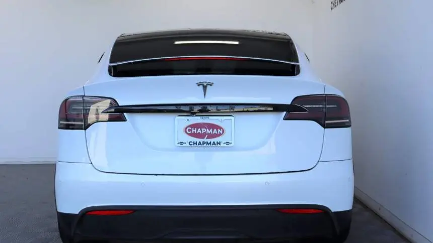 2022 Tesla Model X 7SAXCDE52NF336245