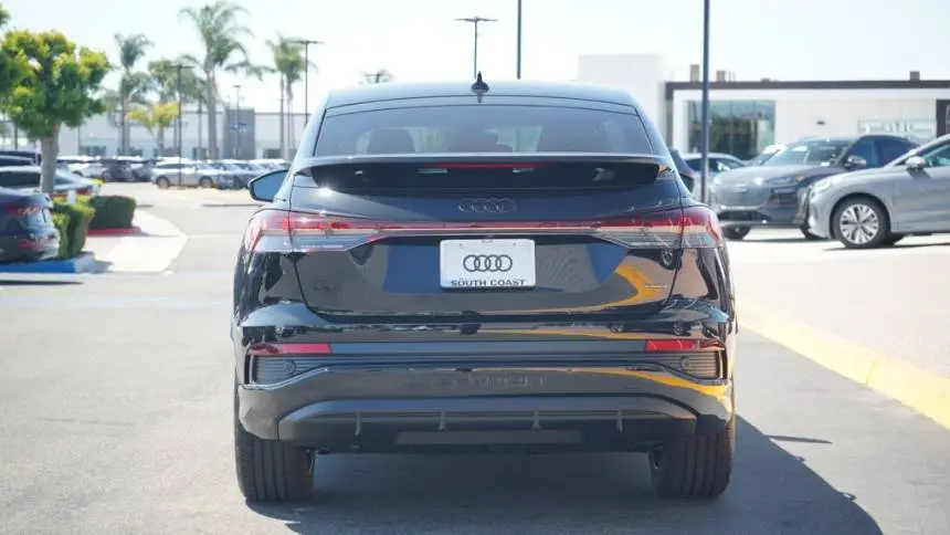 2025 Audi Q4 e-tron WA13UBFZ0SP042370