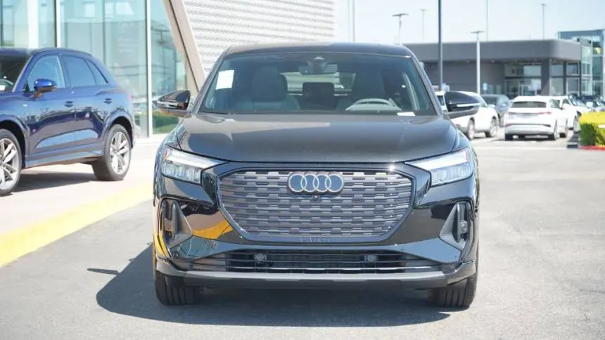 2025 Audi Q4 e-tron WA13UBFZ0SP042370