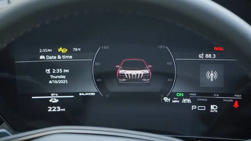 2025 Audi Q6 e-tron WA124BGFXSA027975