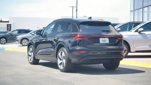 2025 Audi Q6 e-tron WA124BGFXSA027975