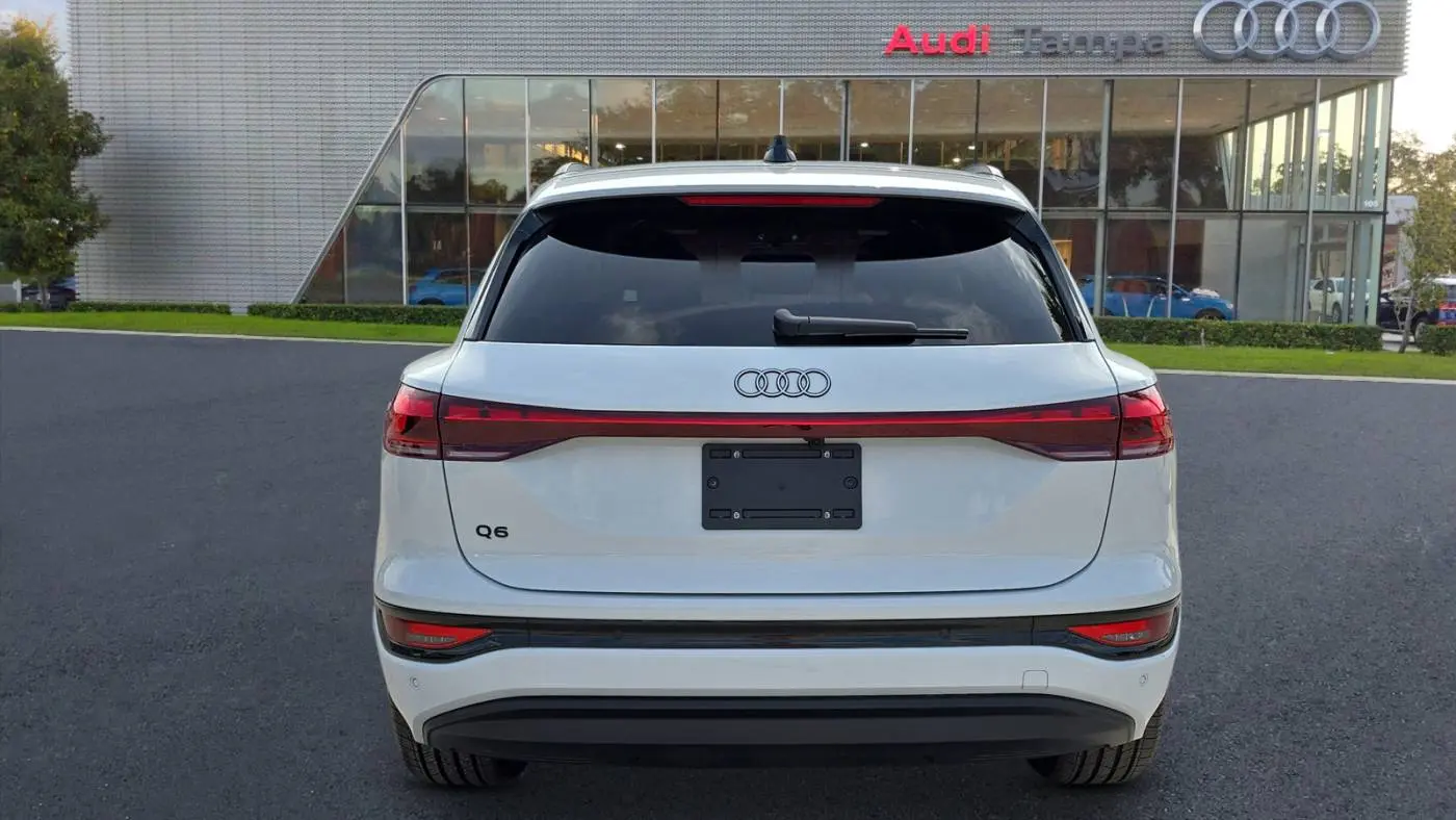 2025 Audi Q6 e-tron WA114BGF7SA018551