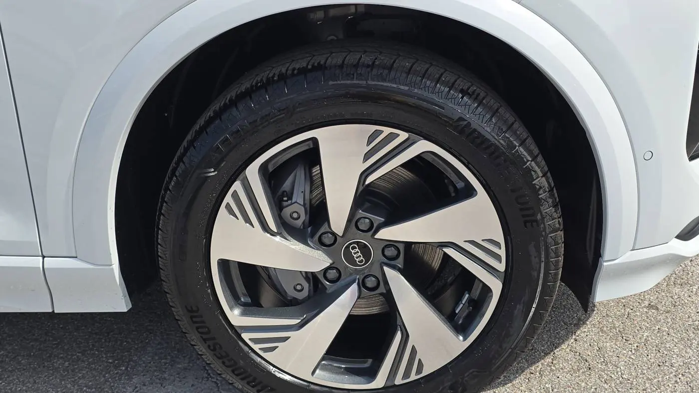 2025 Audi Q6 e-tron WA114BGF7SA018551