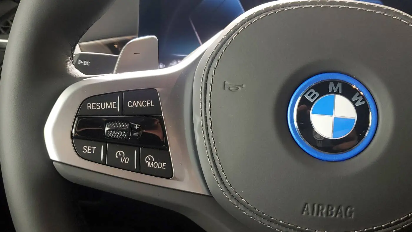2025 BMW X5 5UX43EU08S9Z99500