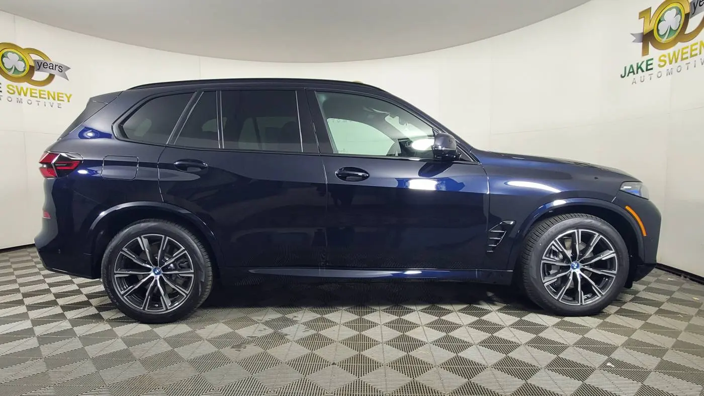 2025 BMW X5 5UX43EU08S9Z99500
