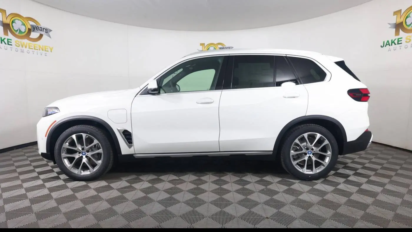 2025 BMW X5 5UX43EU03S9Z15566