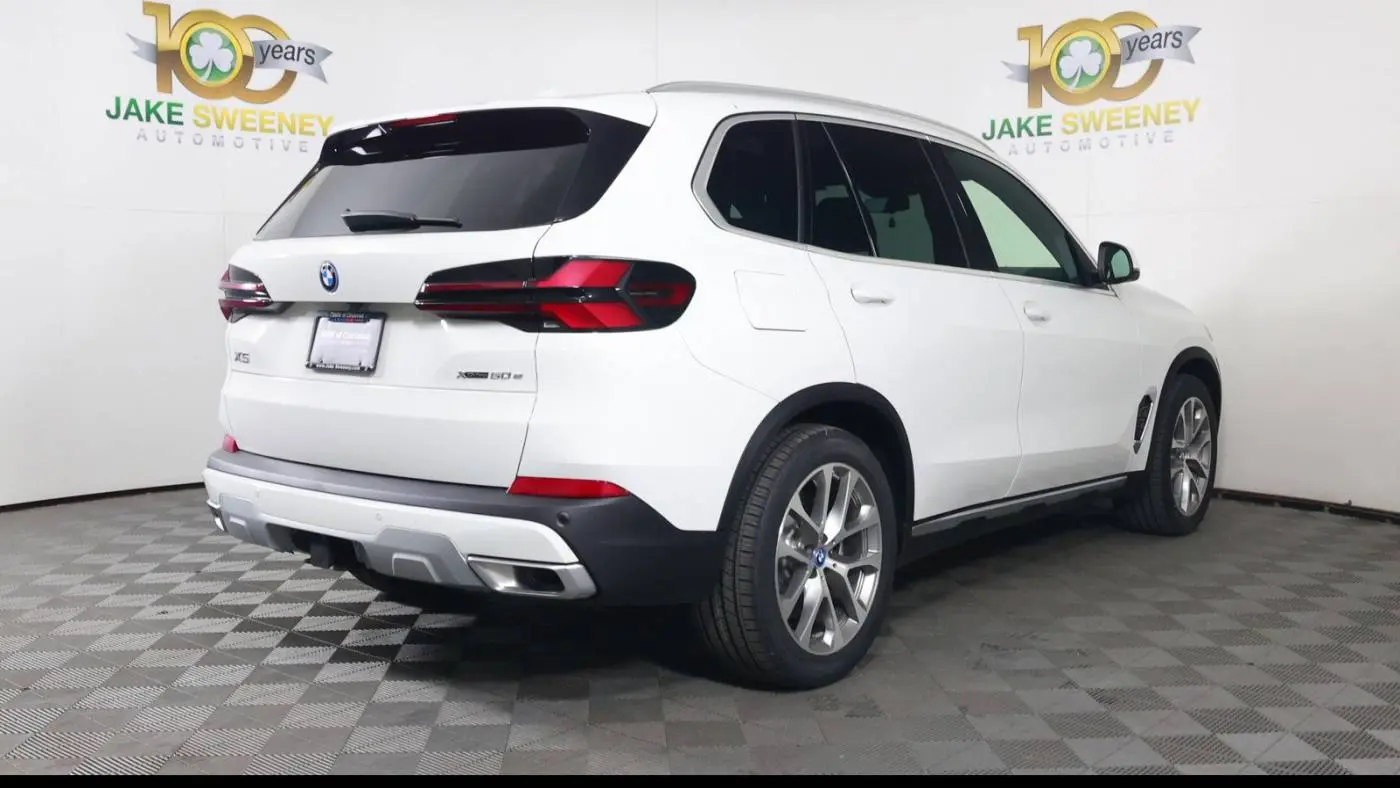 2025 BMW X5 5UX43EU03S9Z15566