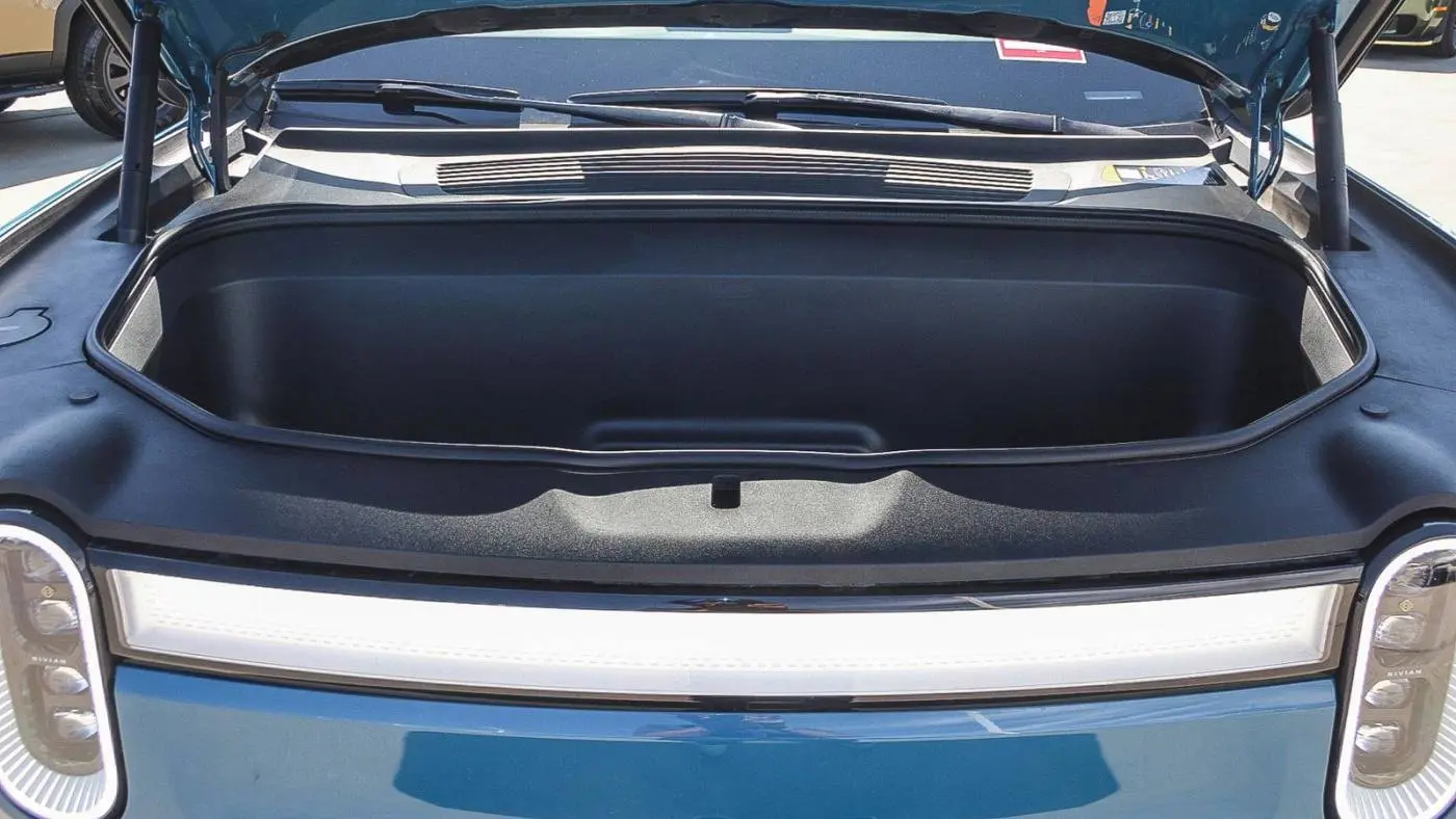 2024 Rivian R1S 7PDSGABAXRN034004