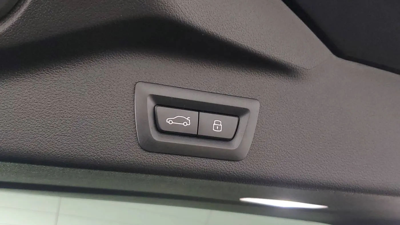 2025 BMW X5 5UX43EU08S9Z99500