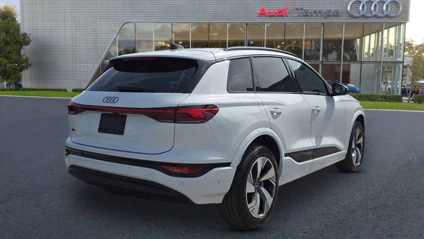 2025 Audi Q6 e-tron WA114BGF7SA018551