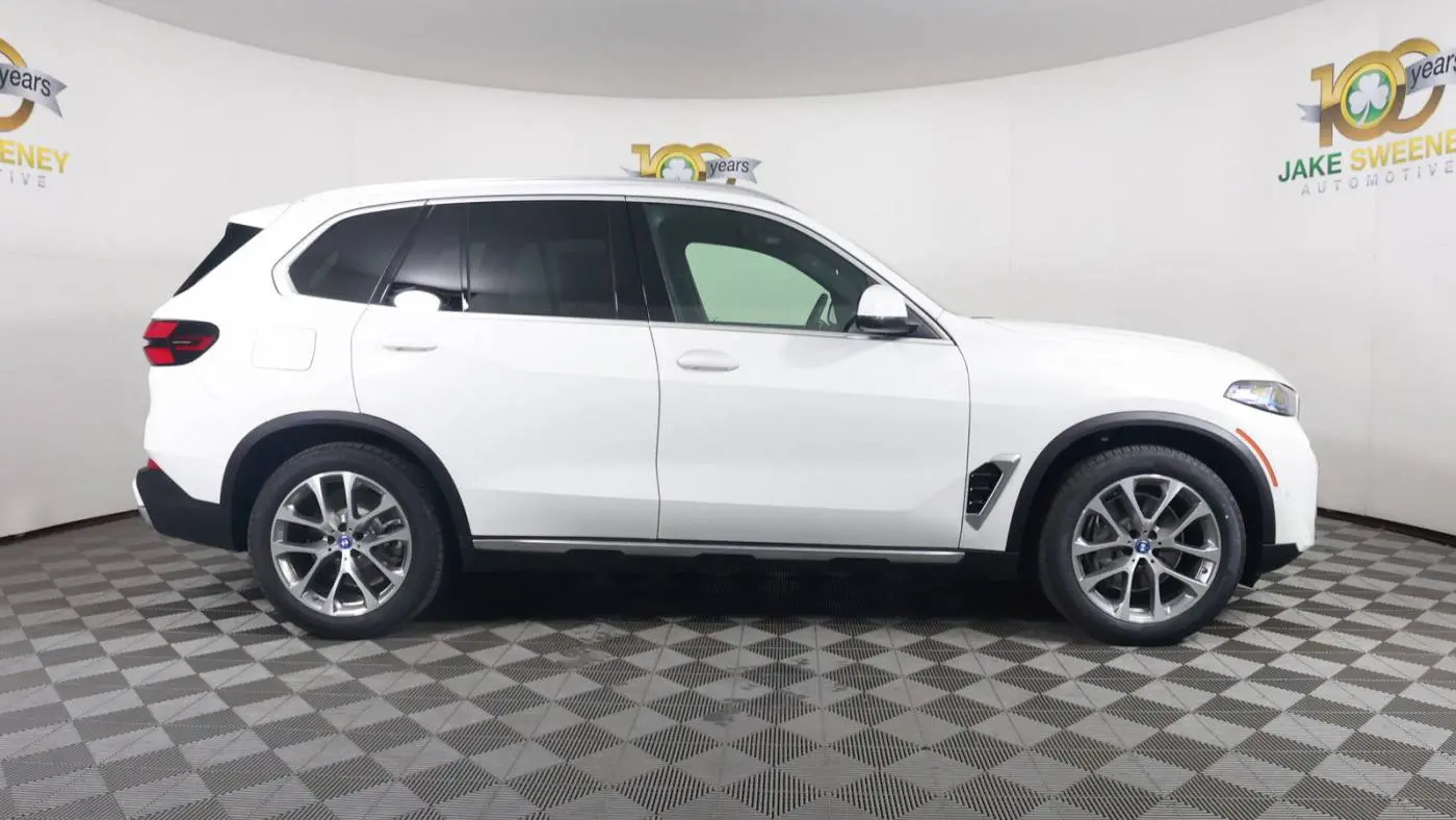 2025 BMW X5 5UX43EU03S9Z15566