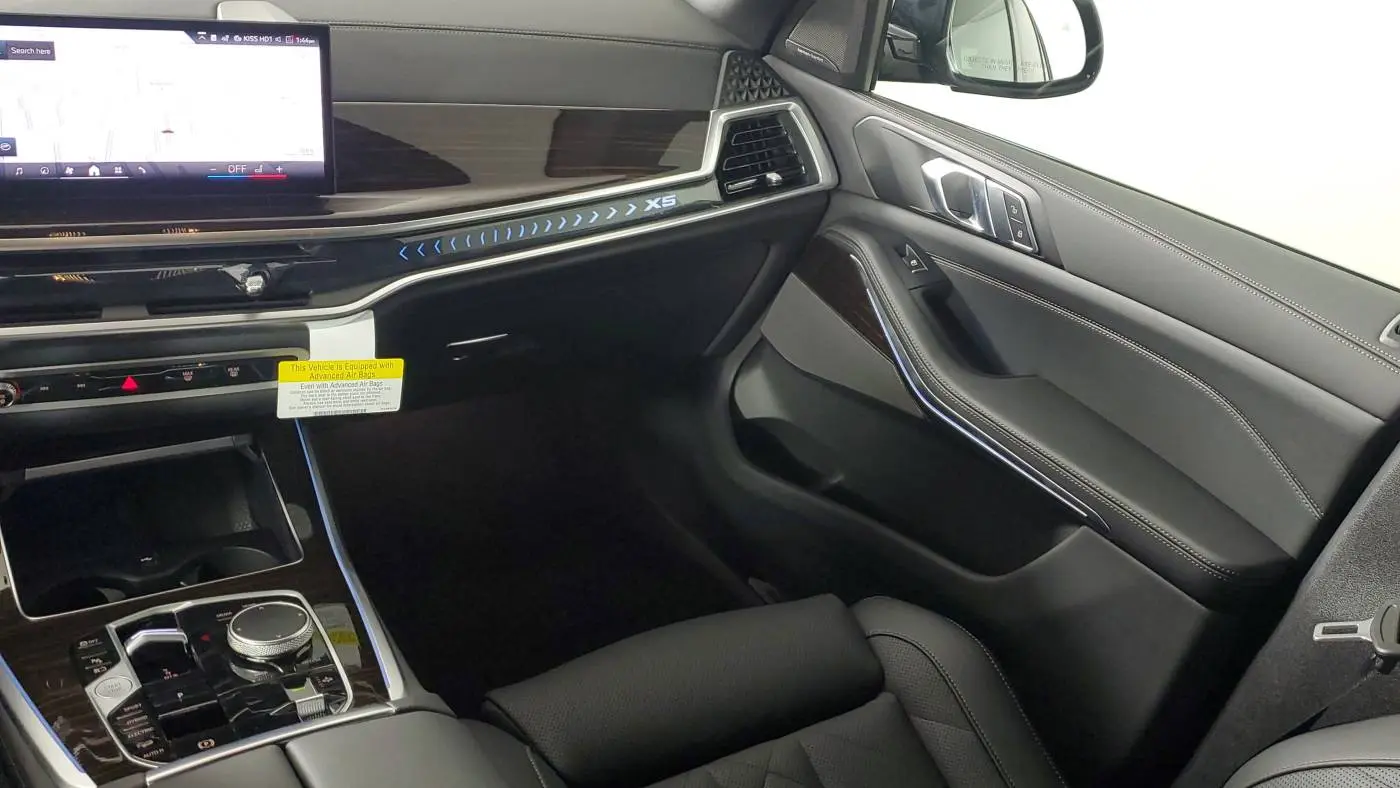 2025 BMW X5 5UX43EU08S9Z99500