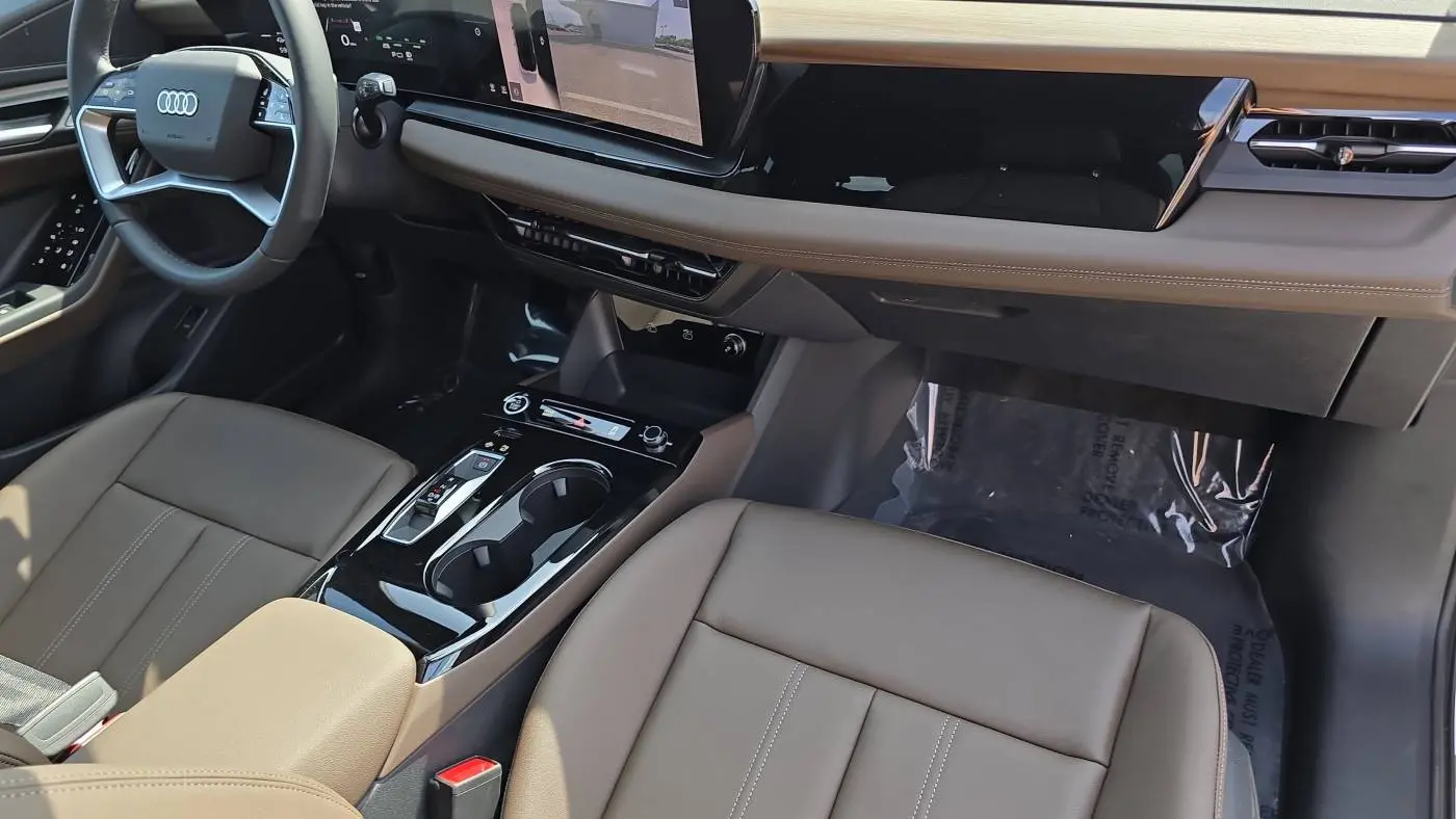 2025 Audi Q6 e-tron WA114BGF7SA018551