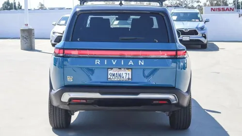 2024 Rivian R1S 7PDSGABAXRN034004