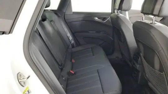 2025 Audi Q4 e-tron WA1A5BFZ8SP038409