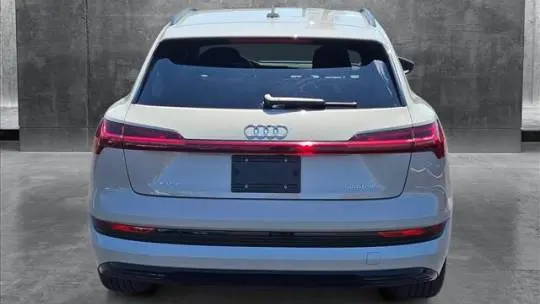 2021 Audi e-tron WA1AAAGE6MB007709