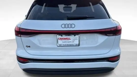 2025 Audi Q6 e-tron WA124BGF1SA016041