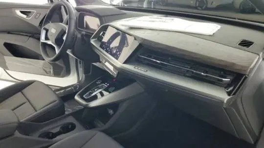 2025 Audi Q4 e-tron WA1A5BFZ8SP038409