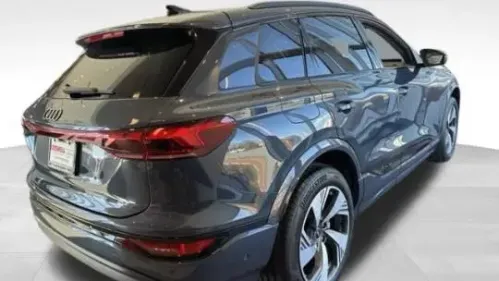 2025 Audi Q6 e-tron WA124BGF0SA021926