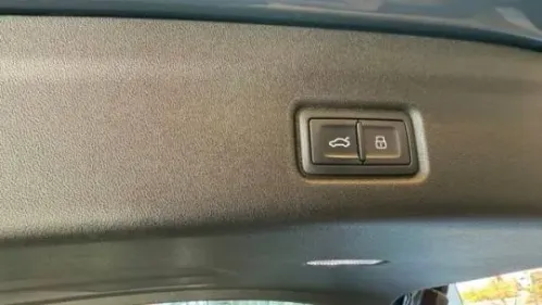 2025 Audi Q6 e-tron WA124BGF0SA021926