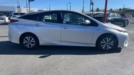 2019 Toyota Prius Prime - Images - 6