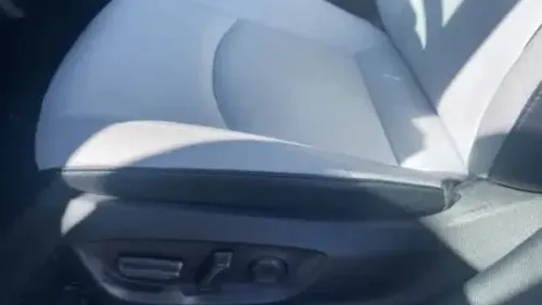 2019 Toyota Prius Prime - Images - 15