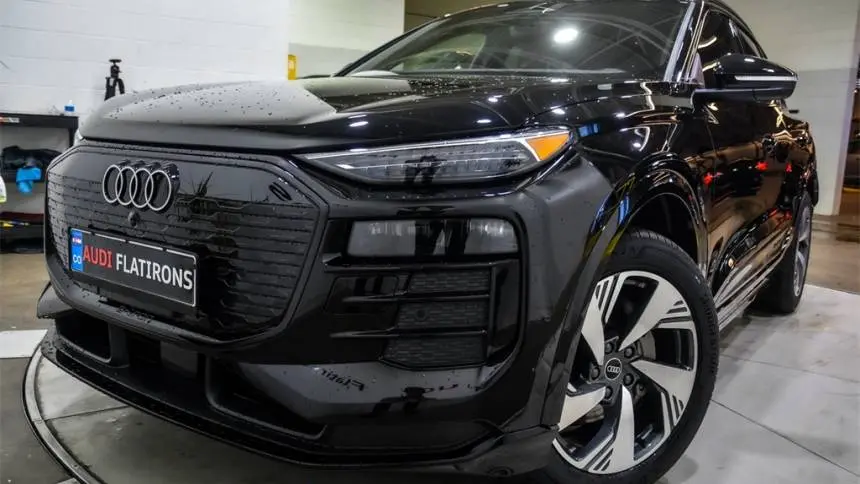 2025 Audi Q6 e-tron WA124BGF8SA017817